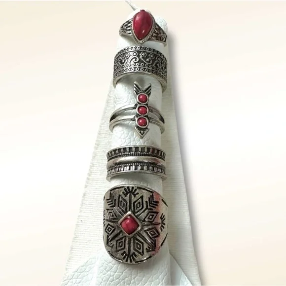 NWT Free People Count Your Lucky Stars Ring Set in Silver Red Boho Western - Picture 2 of 2